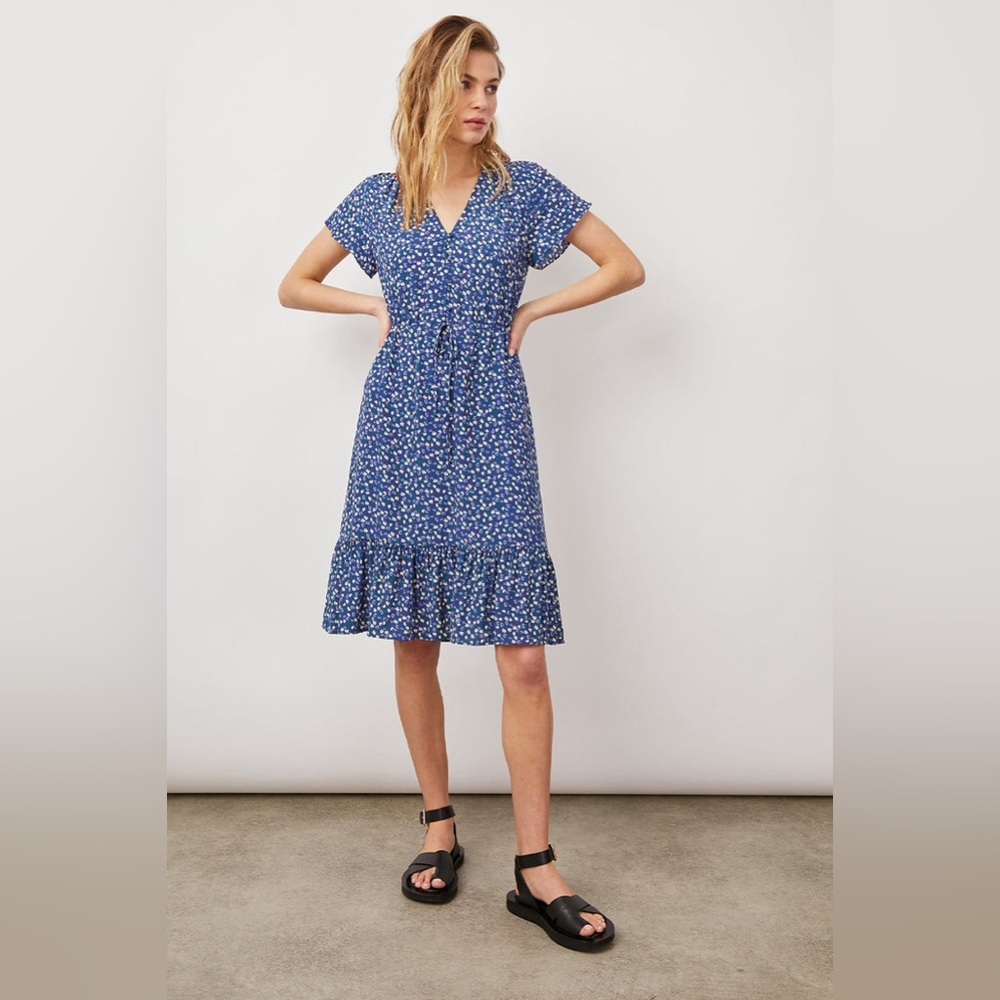 [EUC] RAILS Kiki Dress in Navy Ditsy Floral. Size Small